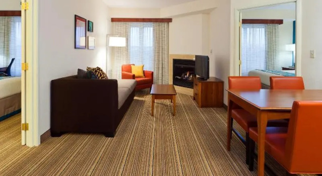 Четырёхместный люкс Residence Inn By Marriott Indianapolis Carmel