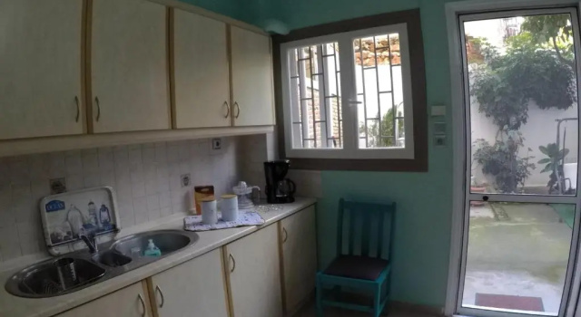 Апартаменты 73sq Apt near Athens and Piraeus port with backyard
