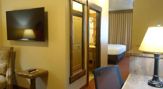 Люкс Glacier International Lodge