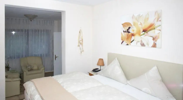 Maischeider Hof, Book Hotel Kleinmaischeid Westerwald