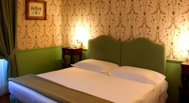 Трёхместный номер Standard UNA Hotels One Catania Wellness & SPA