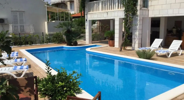 Апартаменты с видом на море Luigi apartments