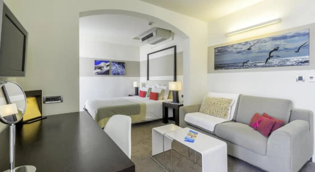 Люкс с балконом и с видом на море Amfora Hvar Grand Beach Resort