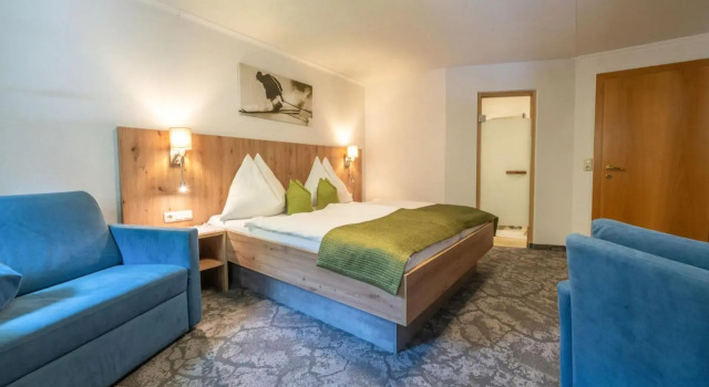 "Apart Edi" inkl SILVRETTA PREMIUM SUMMERCARD, Prenota Hotel See Ischgl-Paznaun