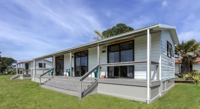 Двухместная студия seafront Tasman Holiday Parks - Papamoa Beach