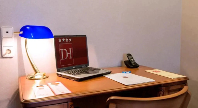 Четырёхместный семейный люкс Dila Hotel