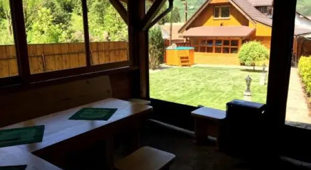 Chata Tiesňavy, Rezervovat Hotel Hotely v Žilinský kraj s parkováním, Parkování