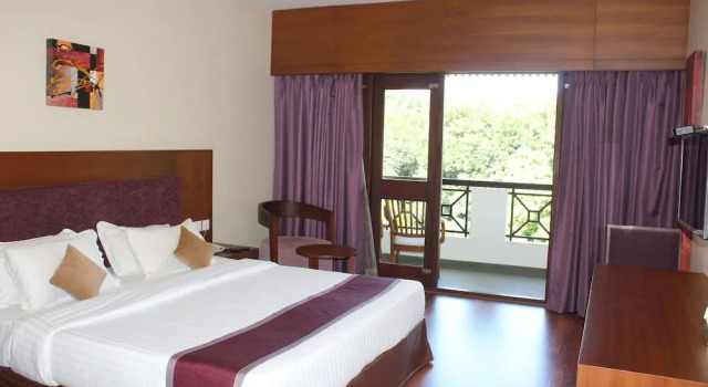 River Banks Madaparambil Resort, Забронировать Курортный отель Отели Тходупужа 3 звезды, 3*