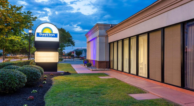 Red Roof Inn Hampton Coliseum, Book Hotel Hoteller i Hampton med pool, Swimmingpool