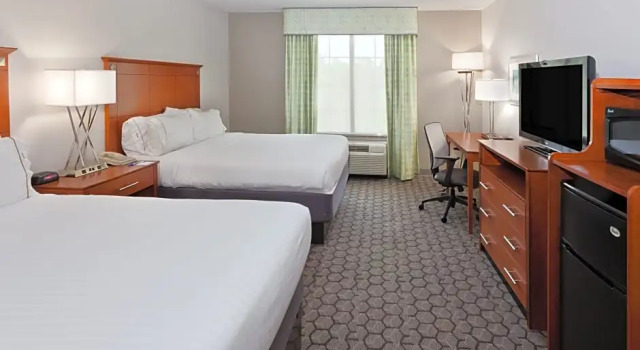 Номер Deluxe Holiday Inn Express Hotel & Suites Phenix City - Columbus by IHG