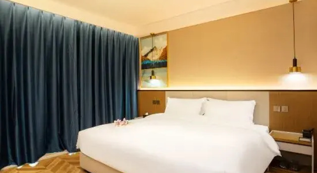 Люкс Business New Jinyuan Business Hotel