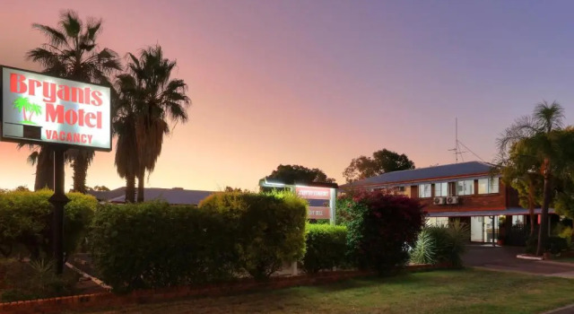 Bryants Motel Roma, Reserva ahora Motel Roma Queensland