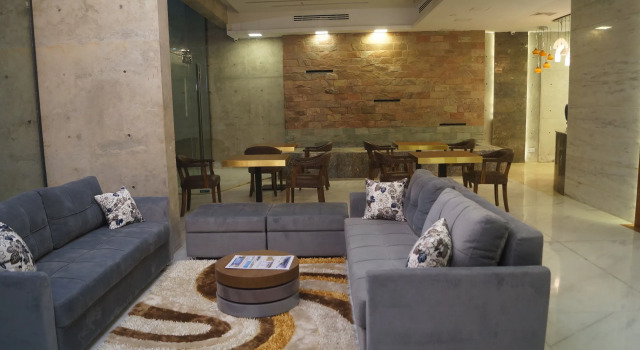 Coventina Lake Suites, Book Hotel Hoteller i Dhaka med pool, Swimmingpool