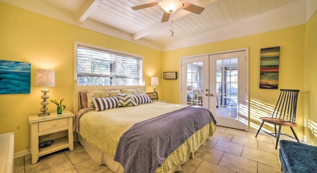 Coastal PCB Cottage W/pool & Bbq: 1block to Beach!
