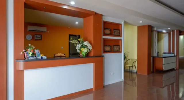 Airy Tanjung Tururuka 43 Palu, Prenota Hotel Hotel a Sulawesi con parcheggio, Parcheggio