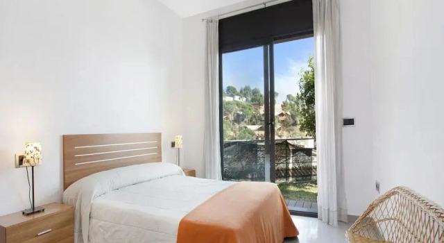 Villa in Costa Brava With Private Pool & Sea View