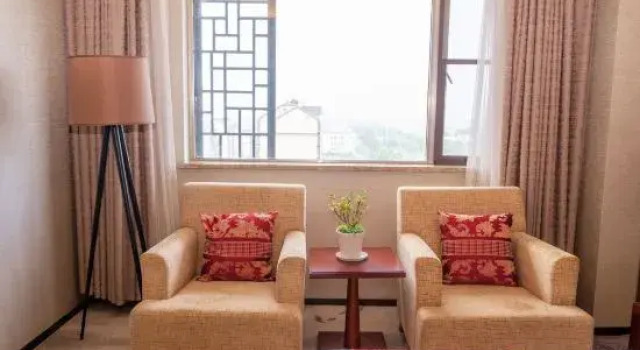 Люкс Business Sihongbari International Hotel