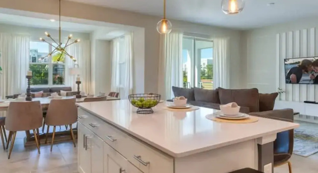 Апартаменты Urban Elegance - Modern Retreat