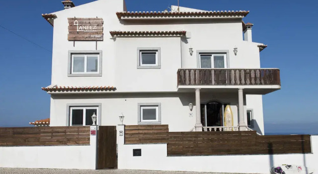 Laneez Ericeira Surf House - Hostel, Book Hostel / Vandrerhjem Billige hoteller i Lisbon Region