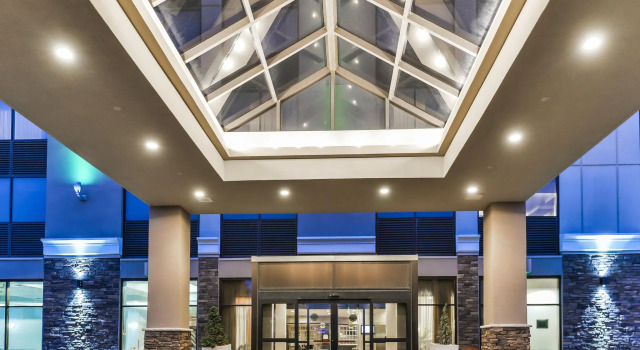 Номер Deluxe DoubleTree by Hilton Kitchener