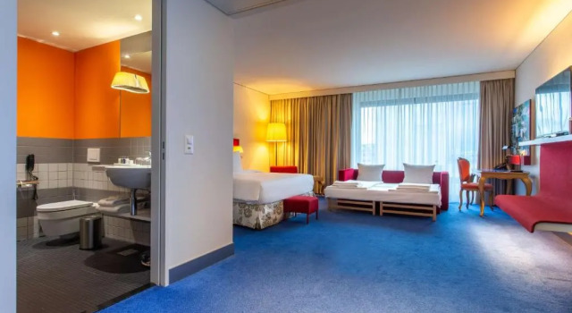Семейный номер Standard Radisson Blu Hotel Zurich Airport