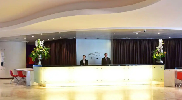 Pestana Casino Studios, Забронировать Отель Отели Фуншал с бассейном, рядом с Музей Квинта-дас-Крузес, Бассейн