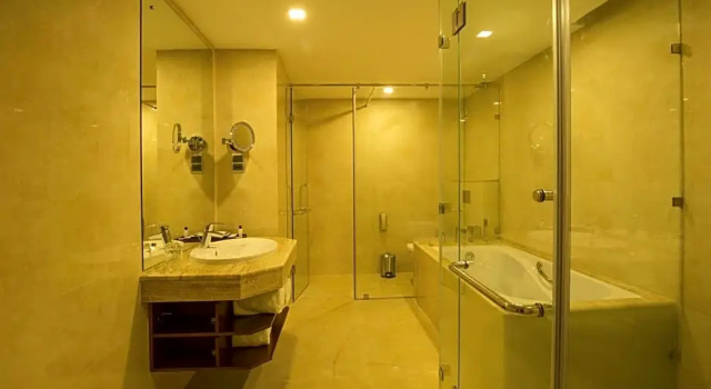 Люкс Signature c 1 комнатой с видом на море Marino Beach Colombo