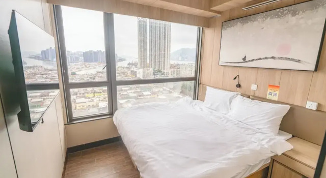 Двухместный номер Superior c 1 комнатой с видом на море Mij (Kai Tak) Hotel