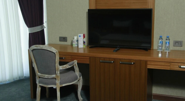 Familie Suite mit Stadtblick Sky Hotel Baku