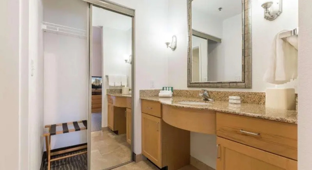 Номер Standard Homewood Suites by Hilton at Carolina Point - Greenville