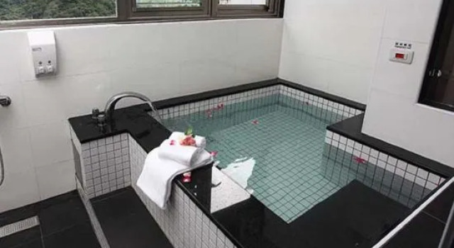 Suite Hotspringworld
