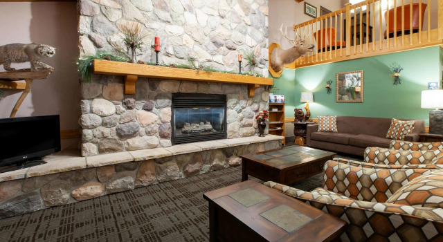 AmericInn of Iron River, Book Hotel SPA-hoteller i Michigan, SPA
