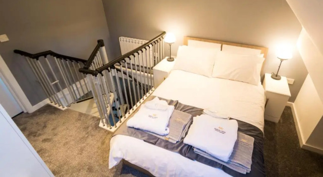 Апартаменты Aaron Wise Serviced Apartments