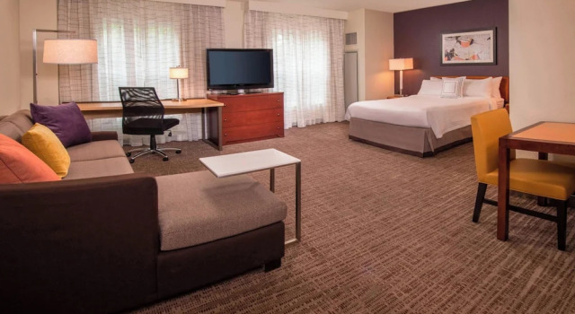 Люкс Residence Inn Alexandria Old Town/Duke Street