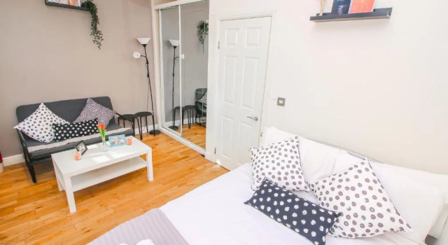 Апартаменты Studio Flat near Liverpool st & Shoreditch London