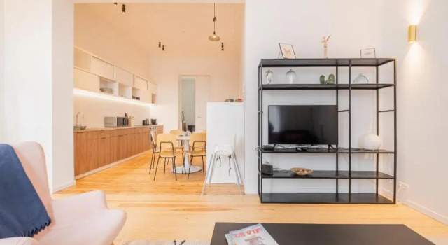 Апартаменты c 1 комнатой Top Floor New Duplex Stunning View In Trendy St Gilles