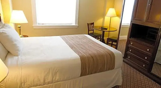 Номер Standard Boston Hotel Buckminster