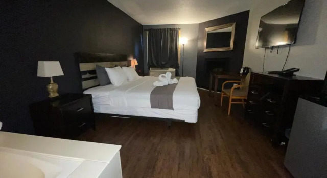 Полулюкс Sunnyside Inn and Suites