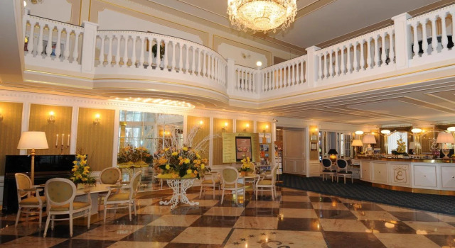 Esplanade Spa and Golf Resort, Забронировать Курортный отель Мареанске-Лазне Карловарский край, рядом с Christ Church Anglican Church