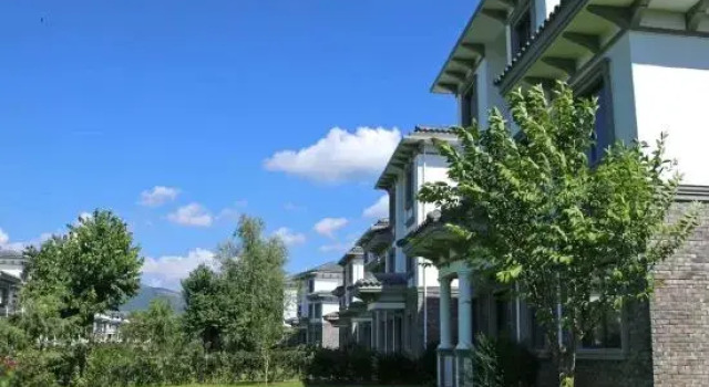 FuJu Holiday Apartment, Rezerwuj Apartament Hotele w Baoshan z parkingiem, Parking