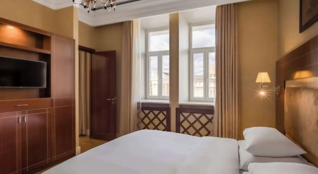 Люкс Executive c 1 комнатой Grand Hotel Vilnius, Curio Collection by Hilton