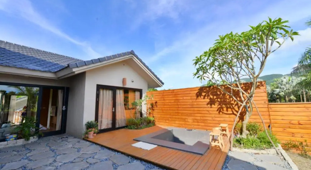 Четырёхместный номер Standard Bear Forest Villa