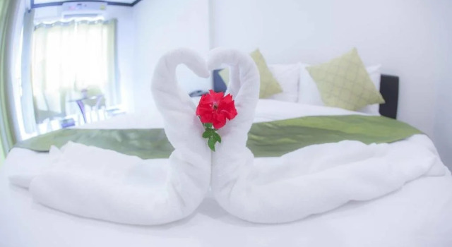 Deluxe Hotel Khon Kaen, Buchen Sie Hotel Khon Kaen Khon Kaen Province