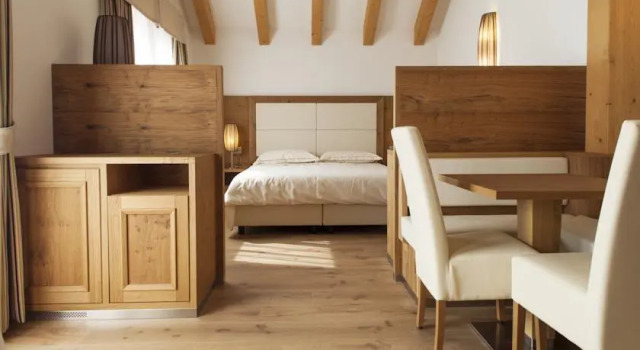 Chalet Nature Suite, Забронировать Шале Виллы Сан-Мартино-ди-Кастроцца, рядом с Горнолыжный подъёмник Тоньола (нижняя станция), Вилла