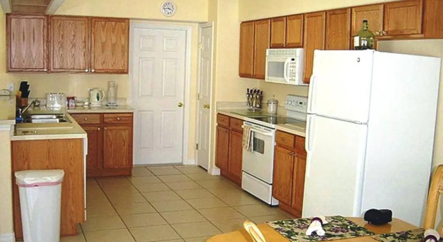 Коттедж Superior Sunsplash Vacation Homes