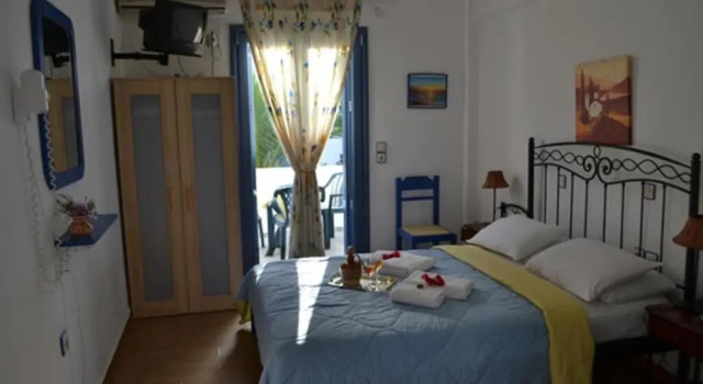 Maistrali Studios, Prenota Hotel Hotel a Andro con parcheggio, Parcheggio
