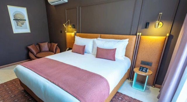Двухместный номер Deluxe с балконом The Vincent Boutique Suites