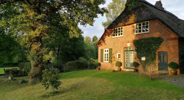 Коттедж Bauernhaus Platjenwerbe