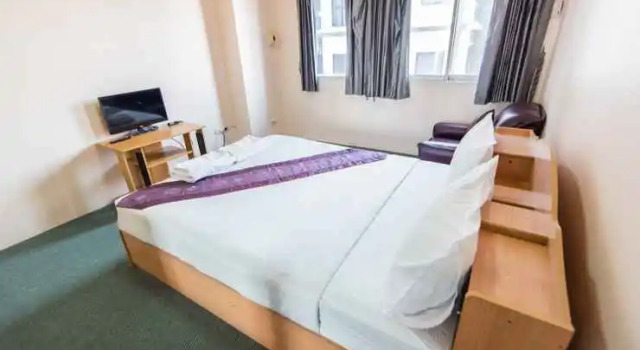 King Royal ll Hotel