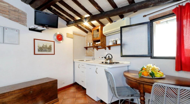Home at Rome Luxury Navona Guesthouse, Забронировать Отель Навона Рим